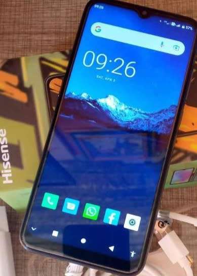 Hisense E50- Excellent condition.. 4GB RAM!