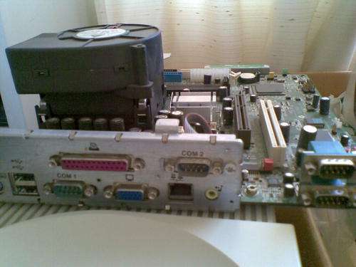 Hp Motherboard MS 6748 with 2.8 Ghz P4 cpu