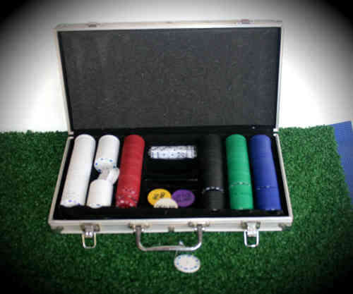 Poker Chip and Dice set In Aluminium Case 393x212x64mm - 3kg