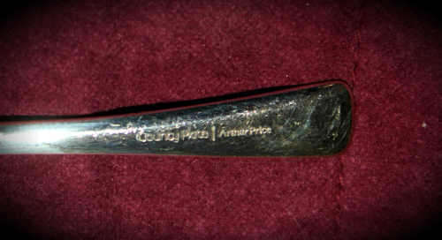 12 Vintage Arthur Price County Plate tea spoons 138mm in Tarnish preventing cloth-England