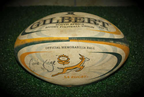 a Official Memorabili SA Rugby ball Gilbert Signed By Corne Krige size 5 -