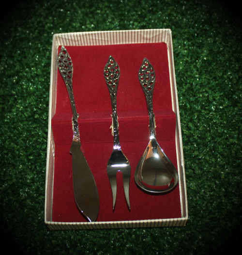 3 piece elwezetta boxed set made in Holland Royal Dutch Silverworks