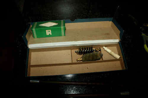 Shotgun cleaning kit
