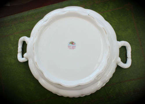 Royal Albert "Winsome" Tureen 140x300x240mm