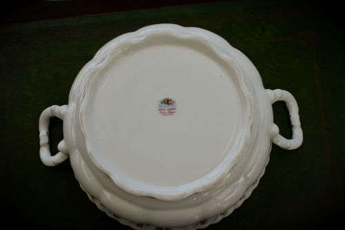 Royal Albert "Winsome" Tureen 140x300x240mm