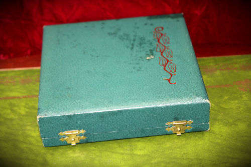 Vintage Angora Silver Plate cake lifter and cake forks  in origanal box