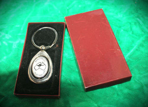Metal Keyring in Box Australia with Koala and Kangaroo  images