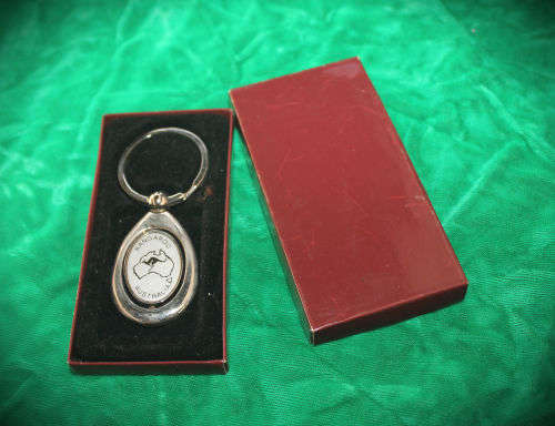 Metal Keyring in Box Australia with Koala and Kangaroo  images