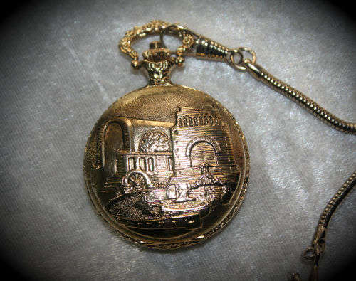 Die Groot Trek 1838 - 1988 Commemorative Quartz Pocket Watch with Chain- working but second hand off