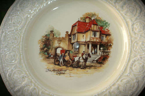 Vintage Hand Decorated Crown Devon Plate on stand COACHING DAYS The Manor House Oxford 112x255mm