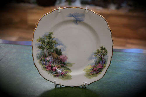 Vintage Royal VALE Plate Bone China Made in England 159mm