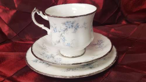 Vintage Paragon TRIO BRIDES CHOICE Stoke-on-trent By appointment to the Queen-4 available