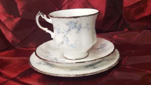 Vintage Paragon TRIO BRIDES CHOICE Stoke-on-trent By appointment to the Queen-4 available