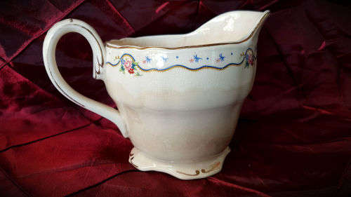 Vintage Grindley Creamer Marlborough ROYAL PETAL 120x178x125mm -see Condition