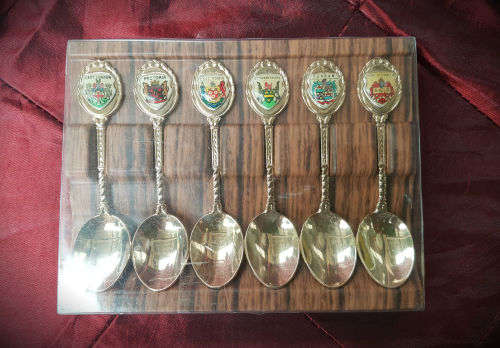 6 souvenir spoons -South african Cities-
