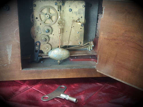 Original-Mauthe-Mantel-Clock Made in Germany reward for 20 years service in 1958 by copper mines