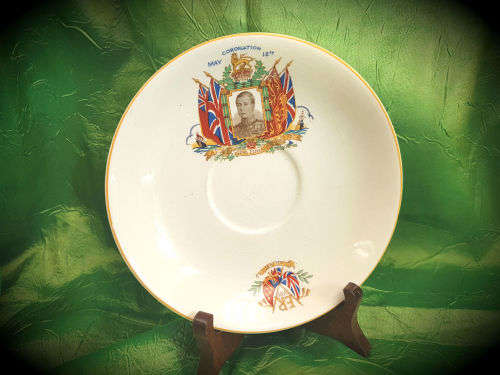 King Edward VIII 1937 Plate and Queen Elizabeth II Coronation Silver Jubilee of Queen 1977 Pomander