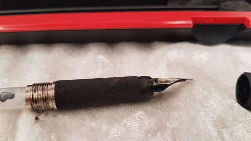 Vintage ROTRING 600 Fountain Pen in origanal box - no ink