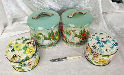 4 x Vintage Tins -2 x 80x110 and 2 x 140x130mm