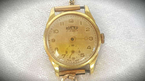 Vintage Roamer Trench wristwatch 17 Jewels Swiss Made - Not working -short hand missing -lens loose