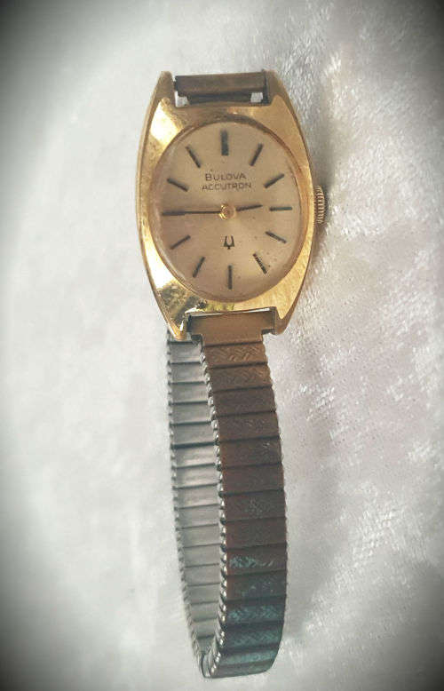 Vintage Bulova Accutron Ladies wrist watch --not working -21x30mm-Not origanal strap