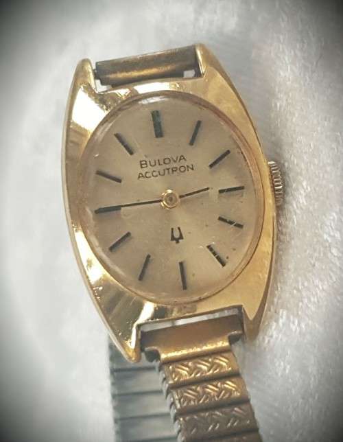 Vintage Bulova Accutron Ladies wrist watch --not working -21x30mm-Not origanal strap
