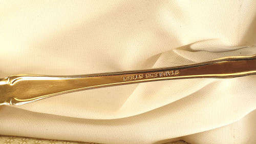 Vintage Eetrite 24ct Gold Plated cutlery -6 Teaspoons- 6 Cake forks and cake lifter - see condition