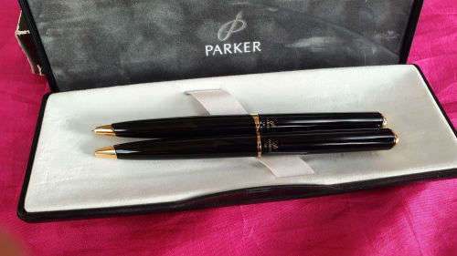 Vintage Black and Gold Parker Pen and Pencil set U.K with standard bank logo in origanal Packaging