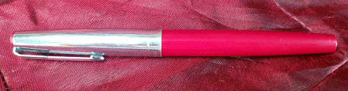 Vintage Maroon Parker 17 fountain pen