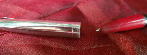 Vintage Maroon Parker 17 fountain pen