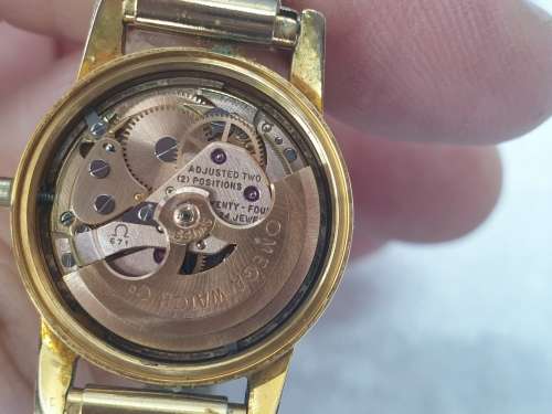 Vintage Ladies OMEGA Ladymatic Seamaster Automatic watch running but need a Winder