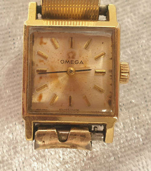 Vintage Ladies OMEGA Lunette Manual wind watch 17 Jewels - running- Seiko Strap 11x11mm Face