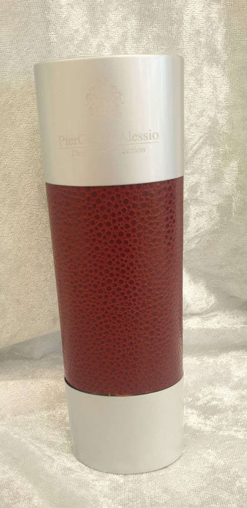 PierCarlo d'Alessio Designer Collection Iradium Point Fountain pens (Leather) in Holder -unused