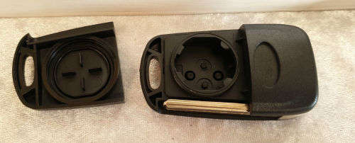 Kia Cerato - Picanto - Sportage - Hyundai i20 / i30 / iX35 - 3 Button Flip Key Case replacement