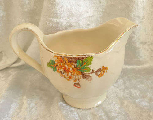 Antique Grindley Creampetal Creamer 100x140x90mm