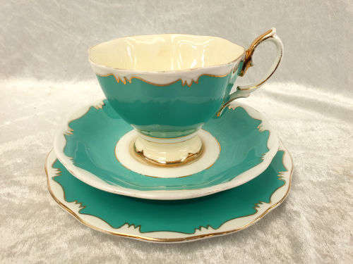 Vintage Royal Albert Trio - show some ware (No Chips)