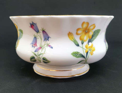 Vintage  Royal Albert "Windermere" Sugar Bowl