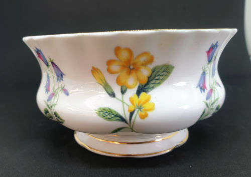 Vintage  Royal Albert "Windermere" Sugar Bowl