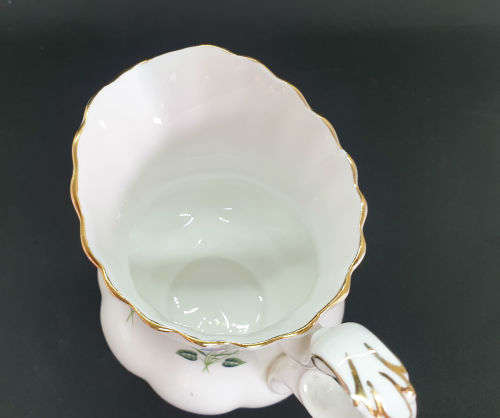 Vintage  Royal Albert "Windermere" Creamer 106x120x85mm