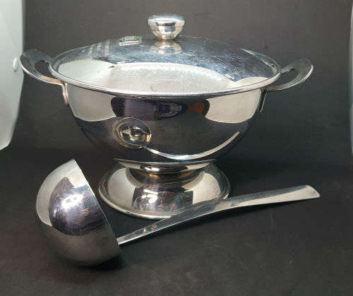 Vintage 1966 Transvaal and O.V.S Chamber of Mines Prevention of accidents Committee Tureen Trophy