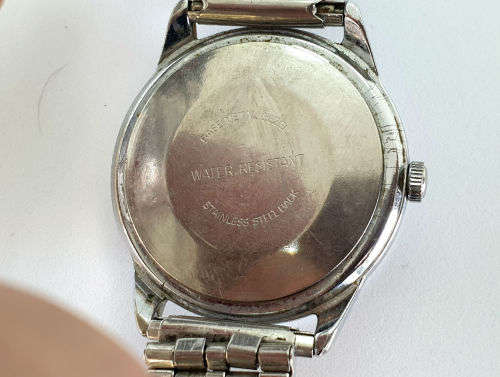 Vintage Pre-owned 1978 TIMEX Automatic watch with Metal Strap - working and holding time