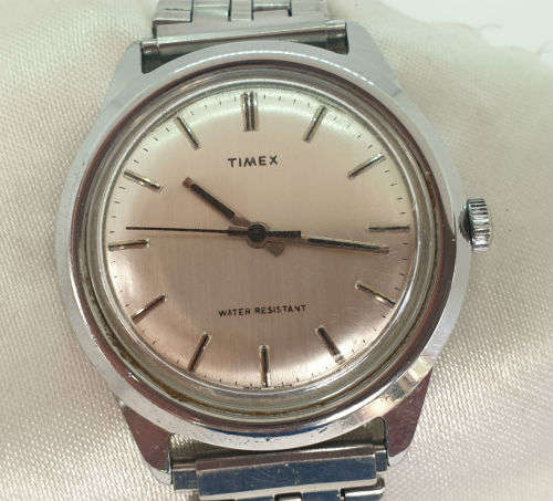 Vintage Pre-owned 1978 TIMEX Automatic watch with Metal Strap - working and holding time