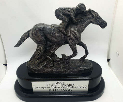 a 2006 EQUUS award Horse Racing Throphy (could be Bronze?) 260x280x130