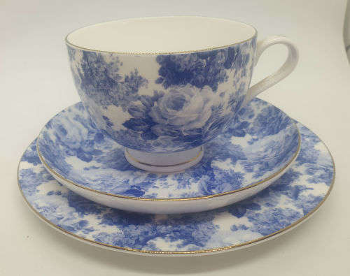 2002 Maxwell & Williams Fine Bone China Trio "ANTIQUE BLUE"