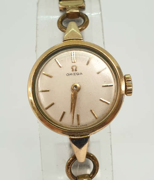 Vintage Ladies OMEGA Gold Plated Watch -2873 movement - working - mechanical -17 Jewels