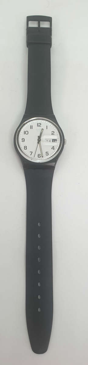 Pre-owned Swiss Swatch AG 1999 Ladies Analog Quartz Watch 35x40mm Great Condition