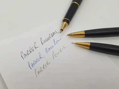 3 Pc Parker SONET writing set ROLLERBALL,BALLPEN and Pencil Black and Gold Trim in Case with booklet