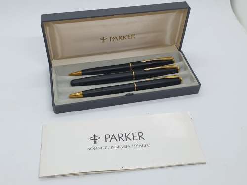 3 Pc Parker SONET writing set ROLLERBALL,BALLPEN and Pencil Black and Gold Trim in Case with booklet