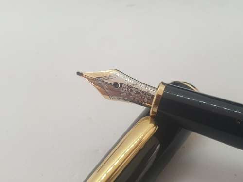 Montblanc Meisterstuck Fountain Pen, 14k Nib, 4810, 585, +Montblanc Ball pen + 2 Bottles of INK + 2