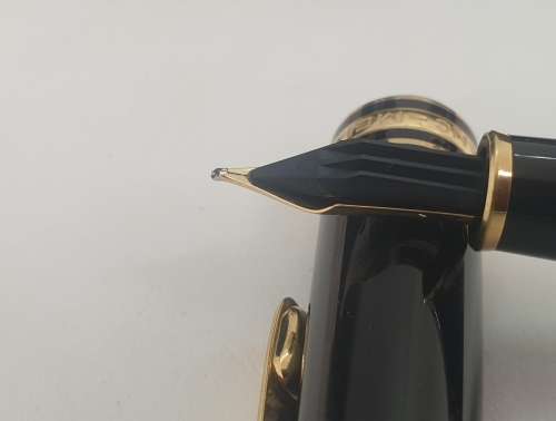 Montblanc Meisterstuck Fountain Pen, 14k Nib, 4810, 585, +Montblanc Ball pen + 2 Bottles of INK + 2